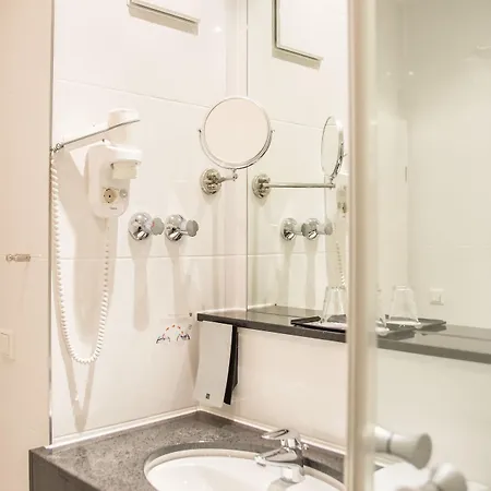 Ramada By Wyndham Muenchen Airport 3*