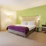 Ramada By Wyndham Muenchen Airport Ξενοδοχείο Schwaig bei Nürnberg