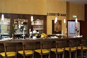 Hotel Ramada By Wyndham Muenchen Airport 3*