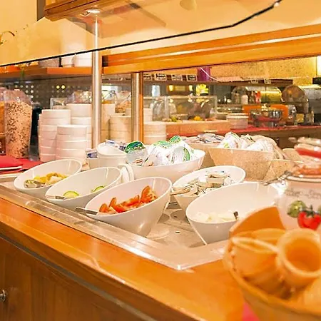 Hotel Ramada By Wyndham Muenchen Airport