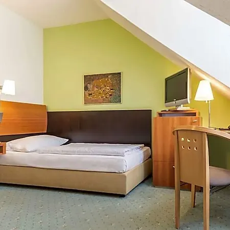 Hotel Ramada By Wyndham Muenchen Airport