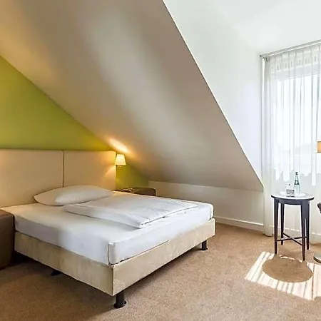 Ramada By Wyndham Muenchen Airport Schwaig bei Nürnberg