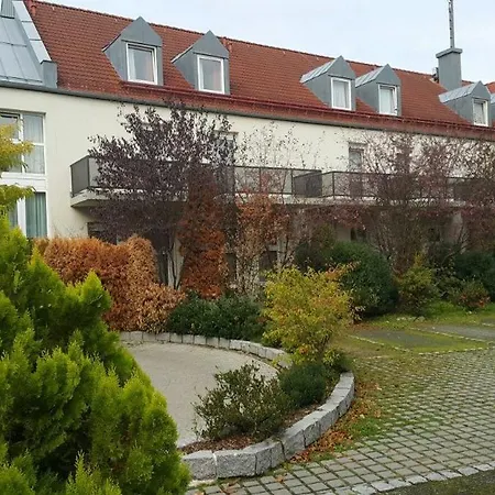 Hotel Ramada By Wyndham Muenchen Airport
