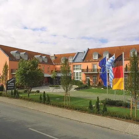 Ramada By Wyndham Muenchen Airport Hotel 3*