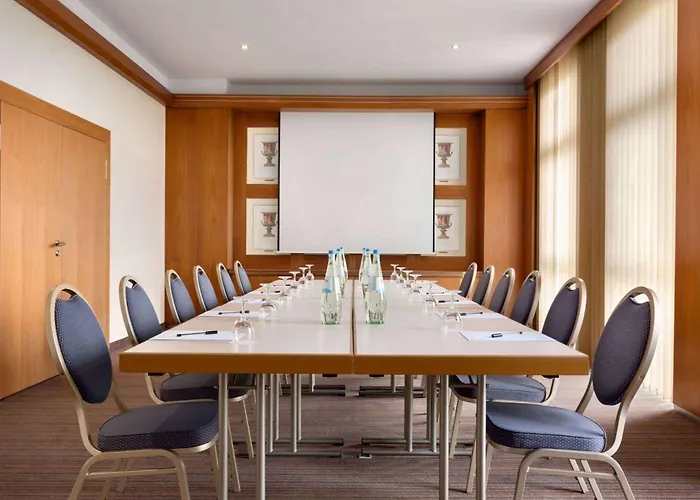 Ramada By Wyndham München Airport 3*