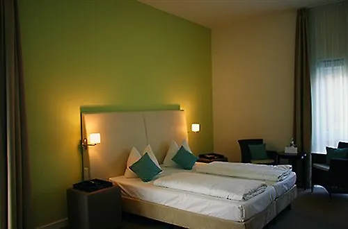 ホテル Ramada By Wyndham Muenchen Airport